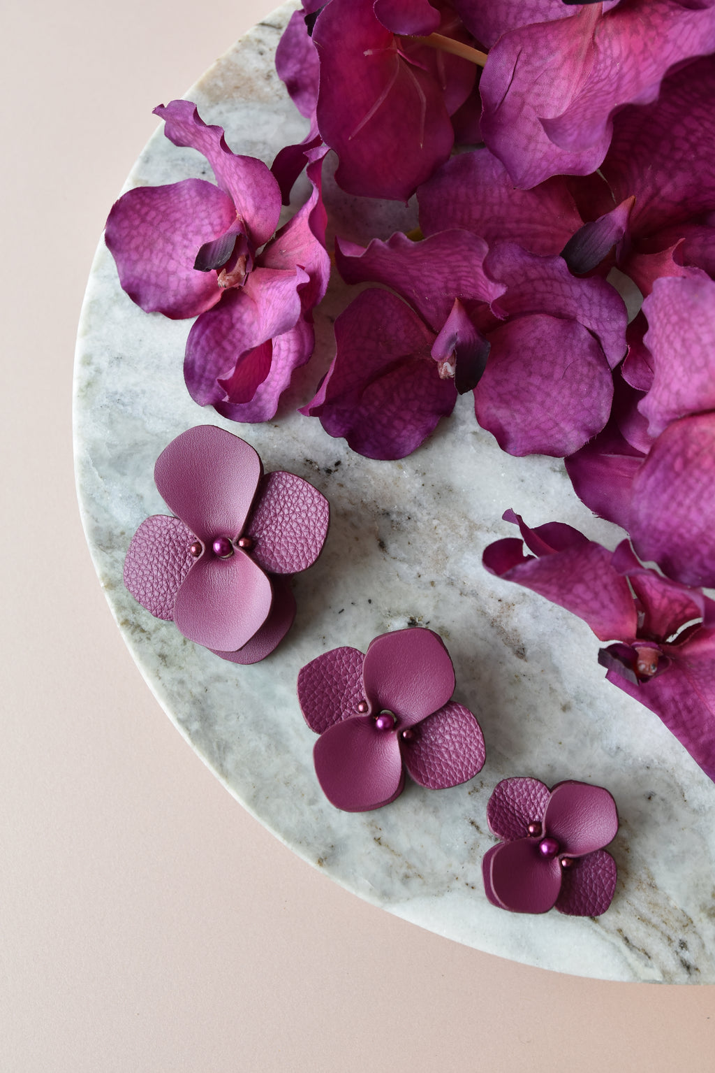 BLOOM brooch