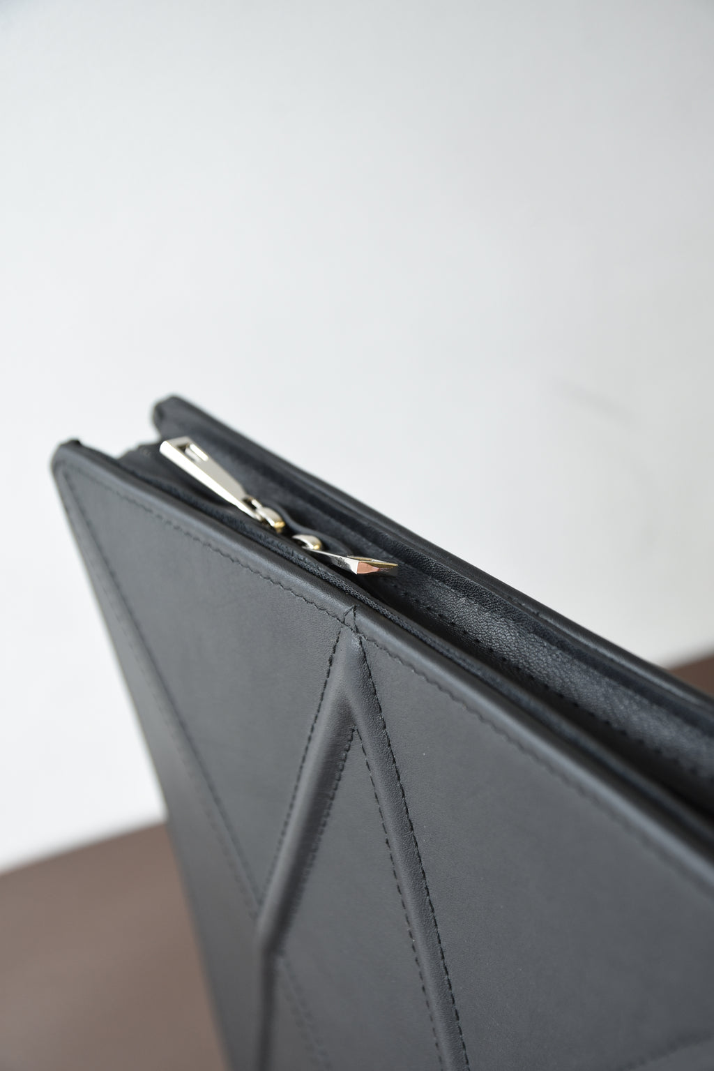 Facet laptop sleeve
