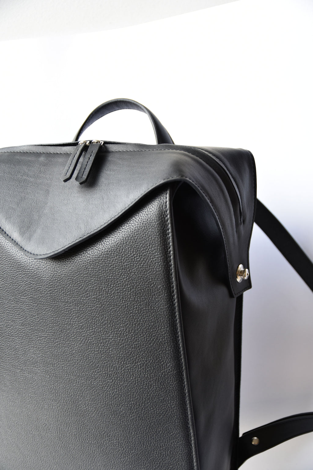 Luce backpack