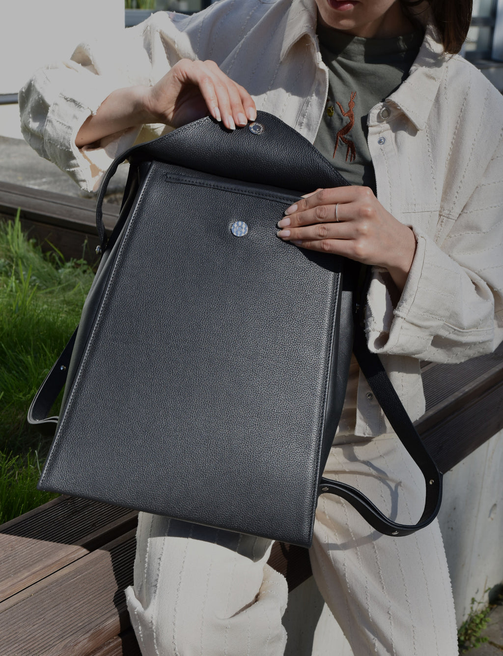 Luce backpack