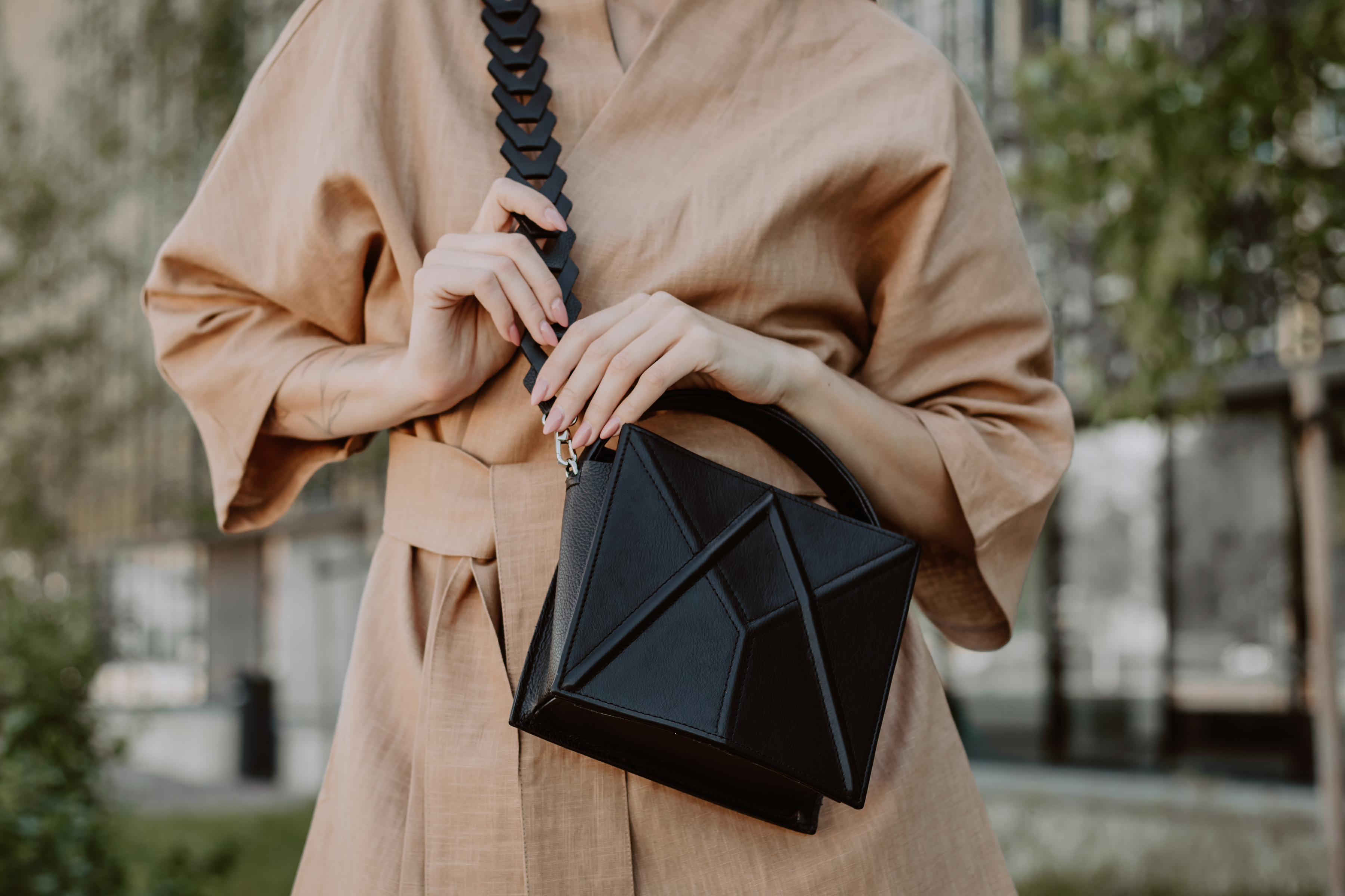 FACET bag with handle (Venice strap)