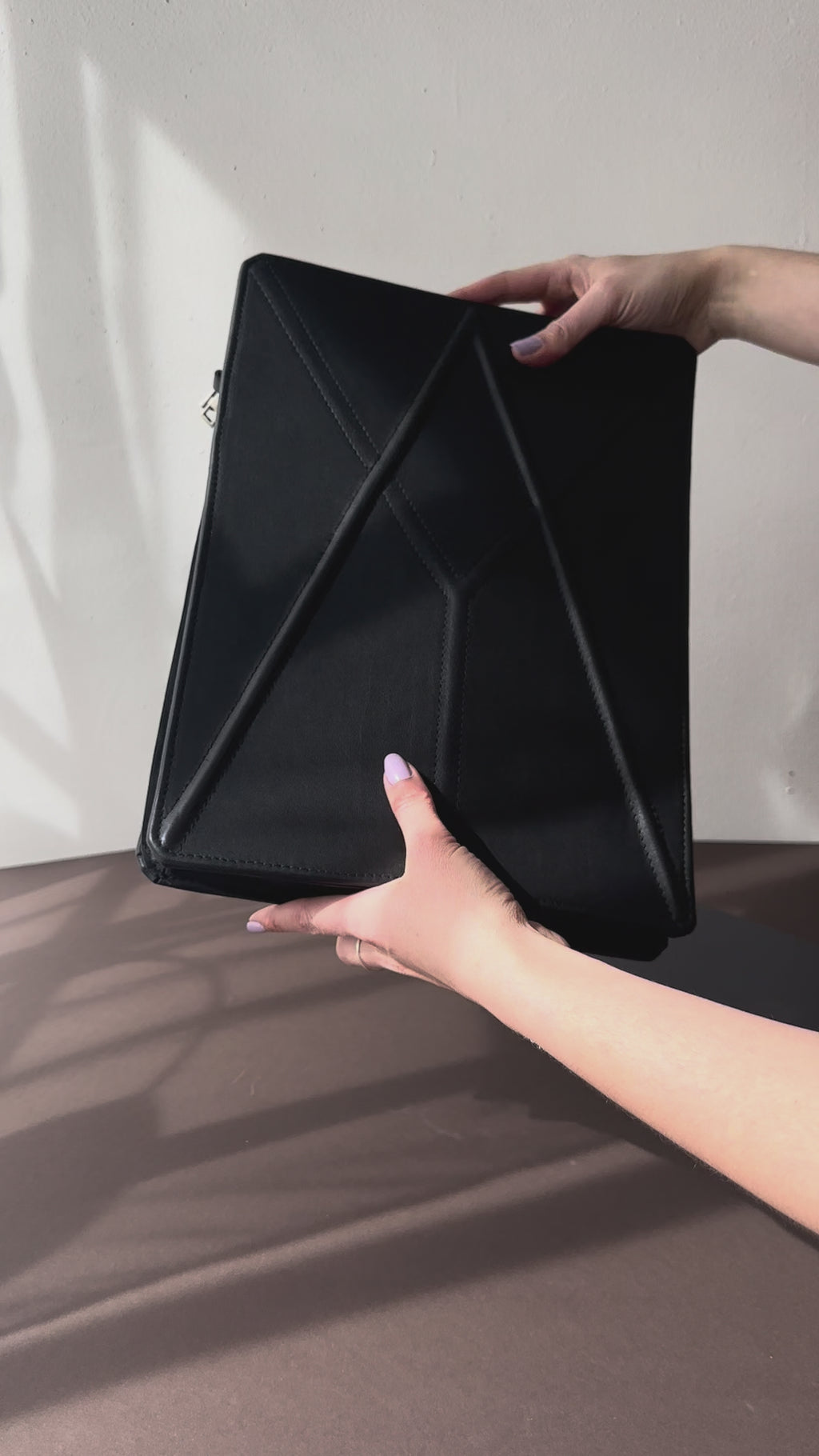 Facet laptop sleeve
